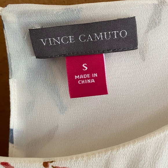 VINCE CAMUTO Floral Print Short Flutter Sleeve Faux Wrap Dress Size Small - Picture 5 of 6